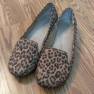 Leopard print loafers, Cliffs by White Mountain